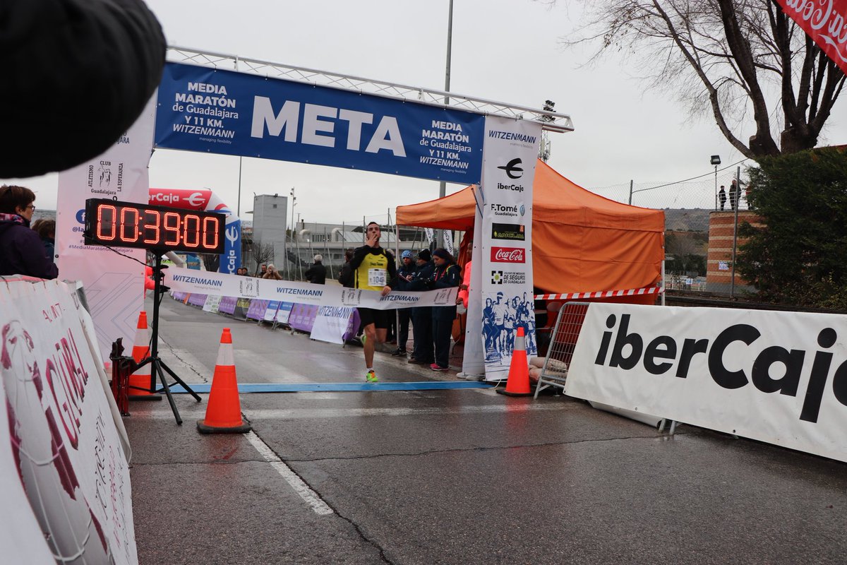 César Medina del U.D.A.Talavera ganador de la prueba de 11 km. de la XIX Media Maratón de Guadalajara y 11 km. <a href="/WitzenmannGroup/">Witzenmann Group</a> Española
#LaMediaDeGuada