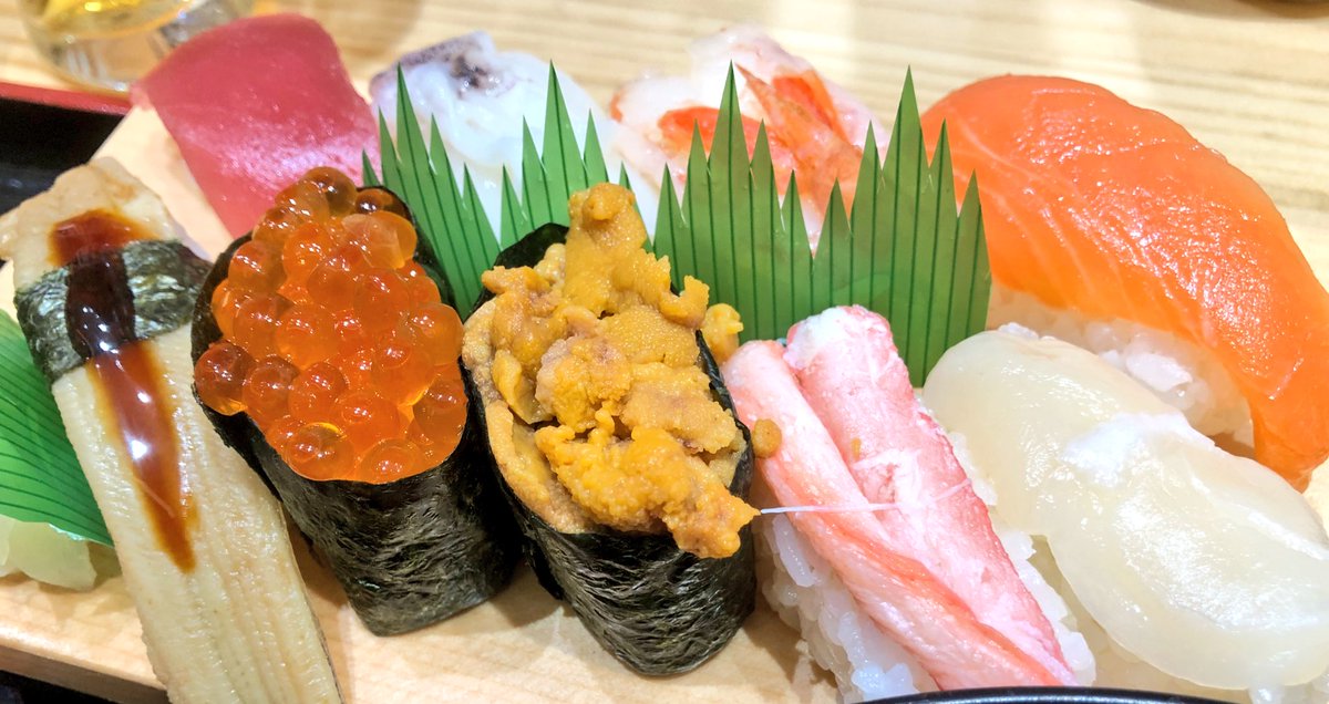 mmm_theden's tweet photo. 昨日福井で食べたおすし
日本人でよかった… https://t.co/9rojEON4OH