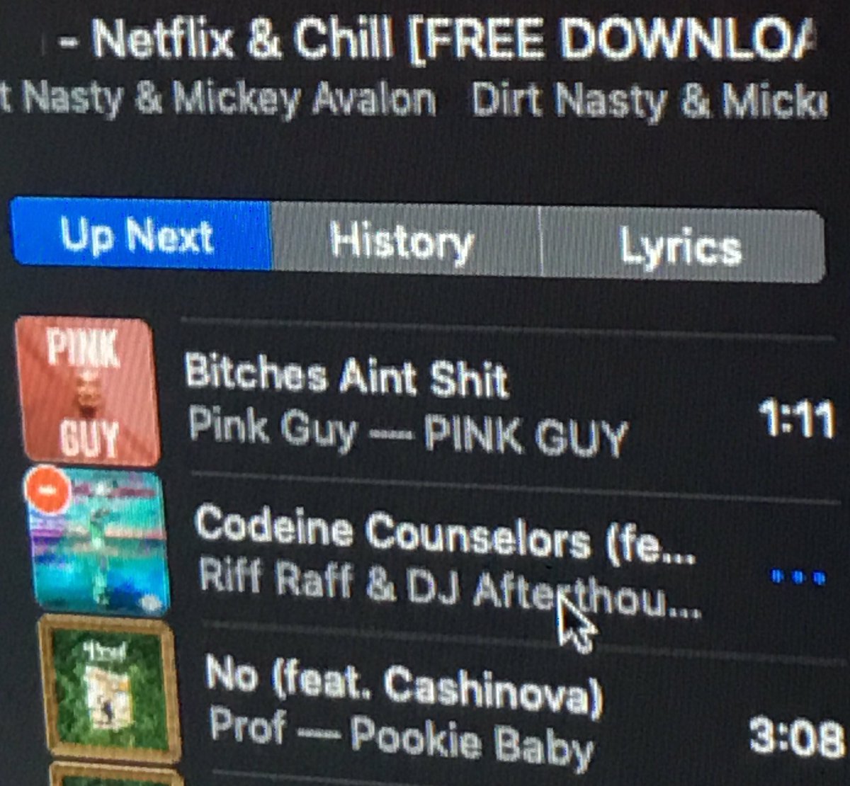 REALdiscobatman's tweet photo. Now that's how you start the fucking day. @SimonRex @mickeyavalon @sushitrash @JODYHiGHROLLER @DJAfterthought @Profgampo @CashinovaMusic @netflix https://t.co/sdWZG8fJWT