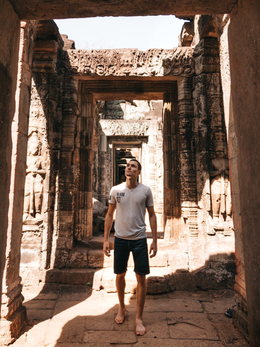 Mr_Martin_s's tweet photo. Good morning from Cambodia 🙈

#camdobia #Angkor #Angkorwat #traveller #asia #travelasia #travellingtheworld #tourtheplanet #wheretofindme #travelinspiration #tlpicks #influencer #explore #instatravel #instagood #beautifulplace #lifestyle #visitcambodia https://t.co/KeFiJBDFkU