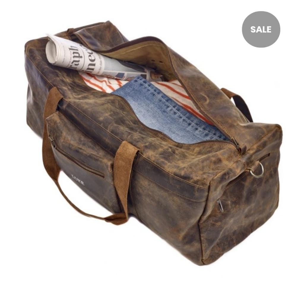 Patchwork_Pig's tweet photo. Gift idea!! This fabulous Holdall in Leather will make a great gift to yourself or someone who appreciates quality and the finer things in life. RRPover £200 our price £160 https://t.co/IWEHnnGZ0o #leather #holdall #giftideas #christmas #birthday #qualitygifts #uniquegifts https://t.co/7Nt0fd0pUv