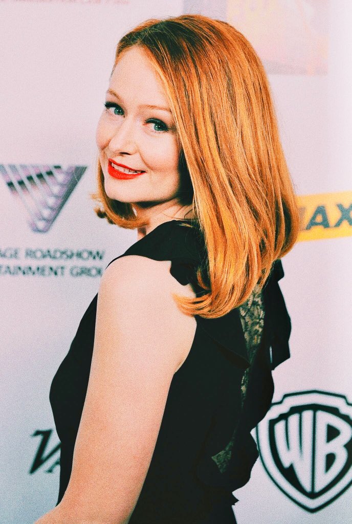 Happy Birthday to this marvelous and beautiful person that Miranda Otto is!   