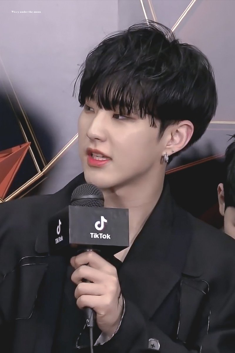 W615_'s tweet photo. 181215 MAMA in HK
#SEVENTEEN #HOSHI #호시
 ミ✭사랑해☆彡
https://t.co/tuUQ9QwzC3
https://t.co/vmM1tdpCHo
https://t.co/42UB1nhx7m
https://t.co/dhIa27OPd3 https://t.co/ppXJfPtcVP