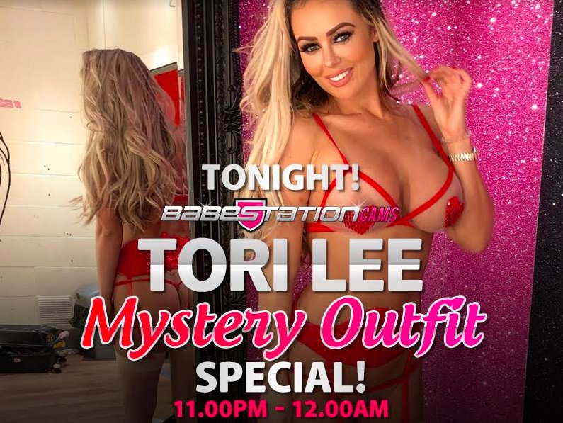 End the weekend with a bang 💥

@misstorilee is going to be live on @BabestationCams tonight! https://t.co/wg2pBzZF2K