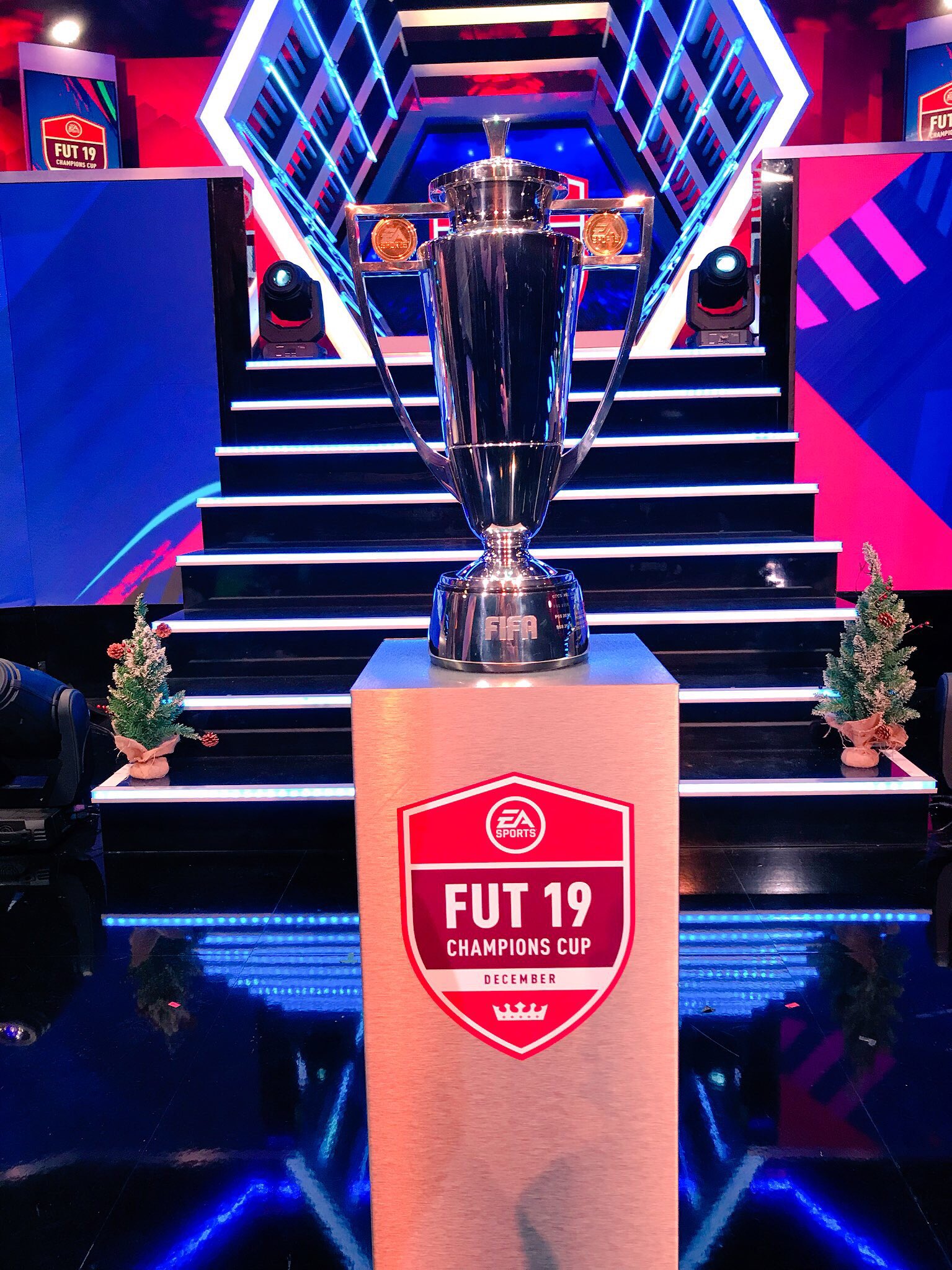 Fifa 19 sbc cheap fut champions cup