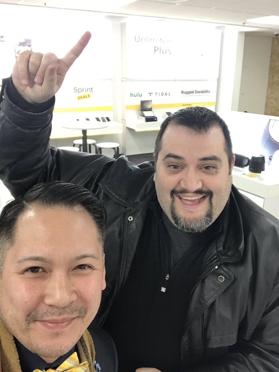 KNCMorales's tweet image. That CM and DM combo was on point during #SizzlingSprintSaturday 🔥#TeamHird #TeamBeastMode #Sprint4Chi #SprintBiz