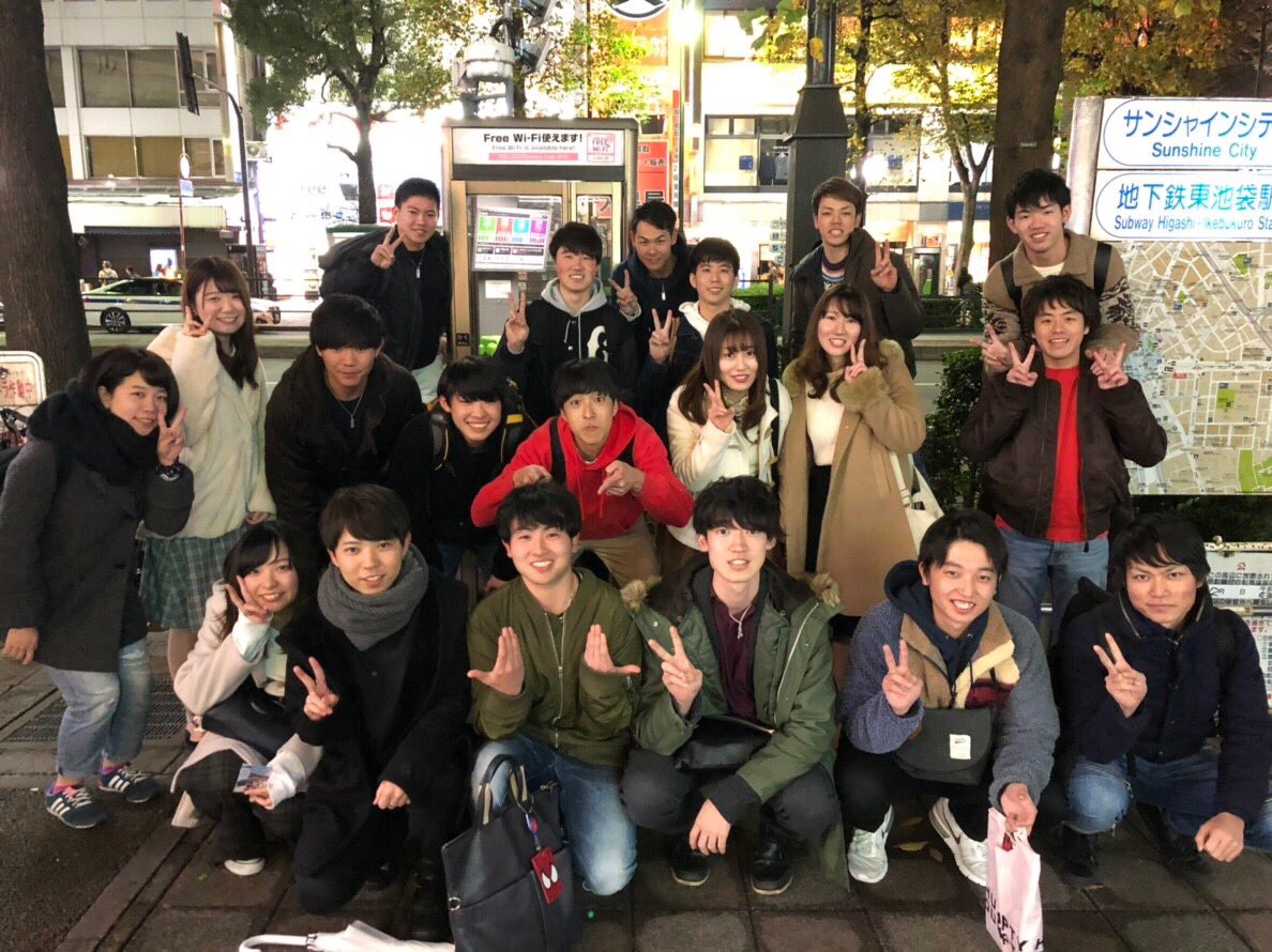g_ters's tweet photo. 12/13 ラスト飲み会🍻
この日で3年生引退😭
最後のサプライズも大成功したみたいで良かったです🎊

3年生のみなさんほんとにお世話になりました。ありがとうございました！！だいすきです♡♡ https://t.co/Euxqt9Msdi