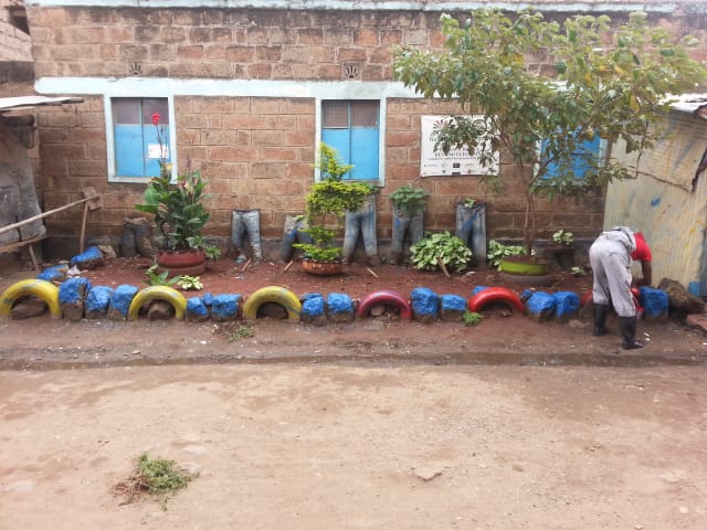 DTLinDandora's tweet photo. Continuous improvement of open public spaces to clean and safe in our neighbourhood. @kayolemtaasafi @PSN_Nairobi @CambStreetScene @ntvkenya https://t.co/8wJdqNWpvu
