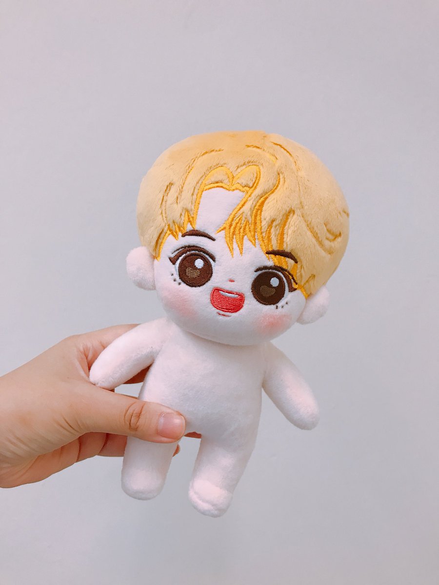 niaoffline_mp3's tweet photo. [CHILE G.O🇨🇱] Tangerine Jin 20 cm🍊 by @RibbonJin

💰 $22.000 (sín envío y con impuesto de Paypal incluido)
🗓️Plazo hasta: 17 de Enero a las 10.30 pm

🍊La segunda muestra de ropita sale la próxima semana, lxs mantendremos al tanto💕

📌 Cualquier cosa me hablan al dm💕 https://t.co/ccHbCg3O9f