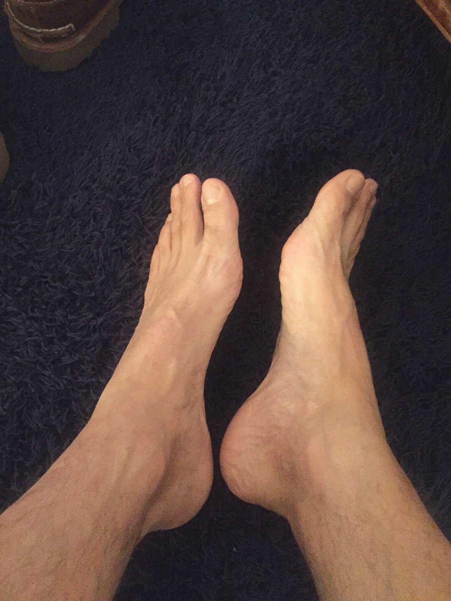 feetscale's tweet photo. ;) https://t.co/6mcS3hJBBZ