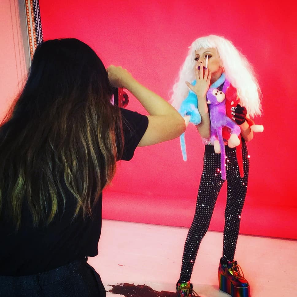 desmond_amazing's tweet photo. Behind the scenes on a photo shoot for @subvrtmag

#subvrtmag #editorial #artist #clubkid #drag #dragartist #dragkid #dragmakeup #dragqueen #fashion #fashionista #genderbender #influencer #klubkids #lgbt #lgbtq #love #lovewins #model #mua #nycdrag #photography #desmondisamazing https://t.co/42jDEVzVTJ