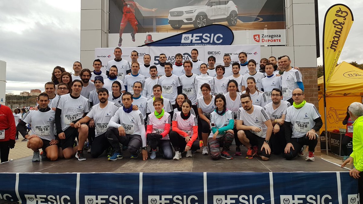 Hiberus's tweet photo. Otro año hemos participado en la  #carreraempresasESIC 2018. ¡Hemos recorrido 8kms de las calles de #Zaragoza como un equipo! #empresas https://t.co/Tg3FRZdyjS