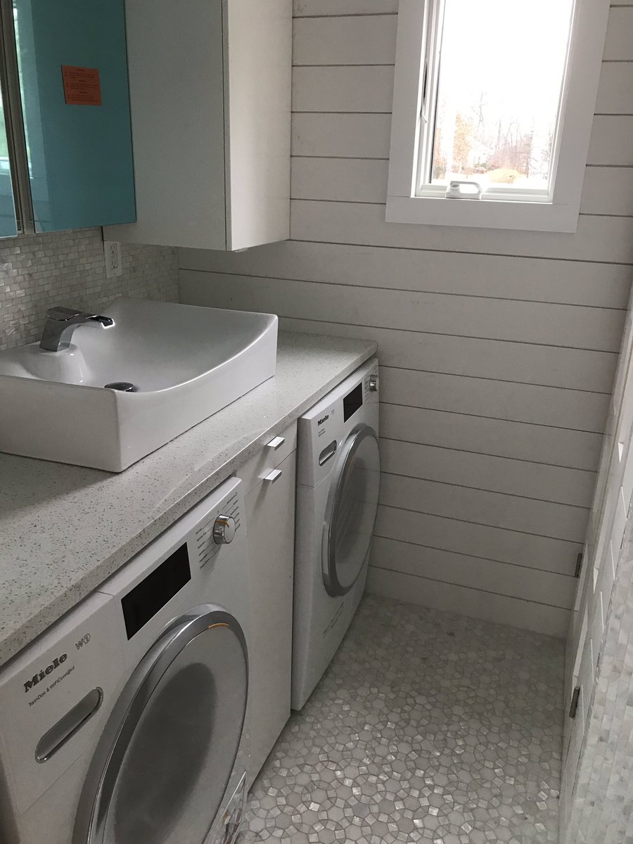 TinyLLLarge's tweet photo. @MieleUSA Like in a TinyHouse On Wheels https://t.co/dtvFLAU4so
