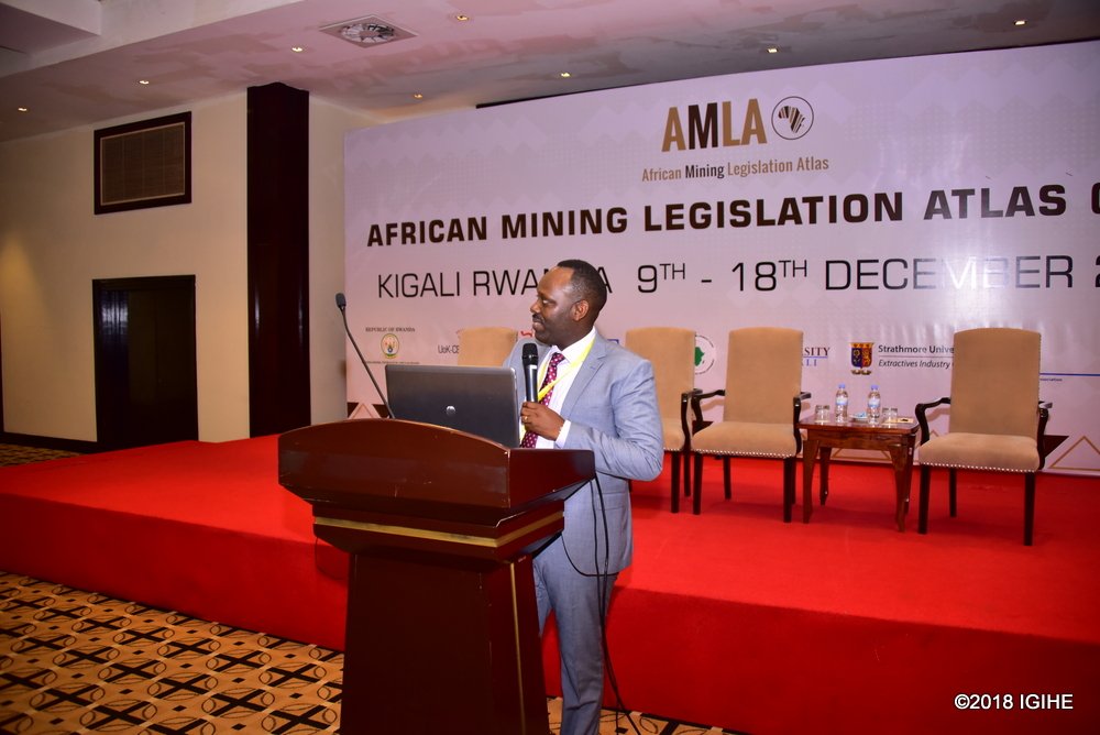 IGIHE's tweet photo. Ubukemurampaka bwagaragajwe nk’iturufu mu gucoca ibibazo mu bucukuzi bw’amabuye y’agaciro |IGIHE #RwOT #AMLA2018..........https://t.co/fXTQXD47Fh
✍🏽 @AkayezuJa https://t.co/ATINMtGFs1