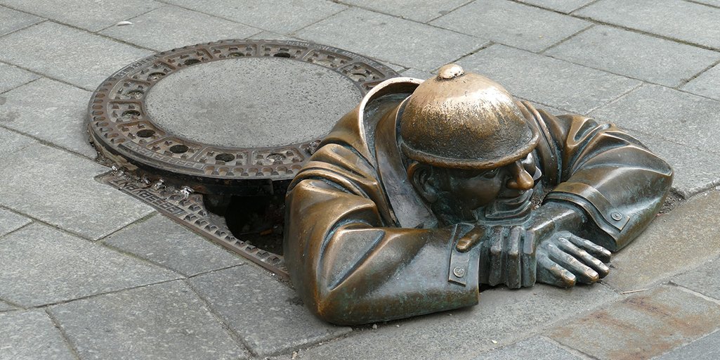 The data science boom explained! Our expert advisor Mayank Sharma shares his 4 best practice tips to avoid pitfalls &amp; implement a successful #datascience initiative, in the last of his 3 part series. 📈 #dataanalysis #leadership #kickstart vyntelligence.com/blog-vyn/1014-…