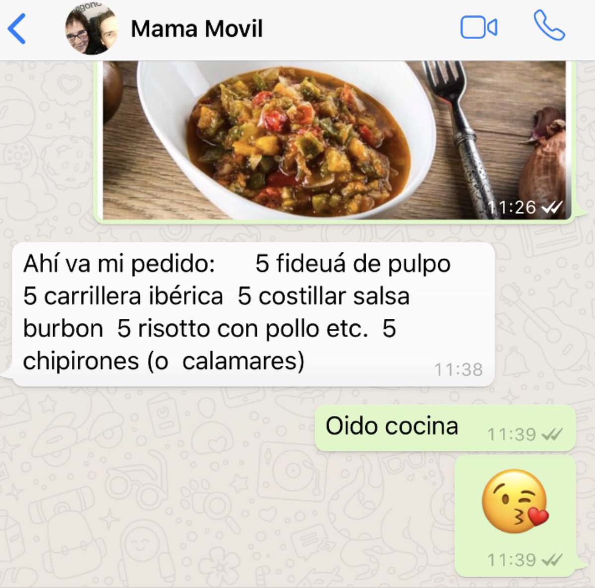 ChupChup_web's tweet photo. Q tu madre confie en Chup Chup para las comidas navideñas en su casa, dice mucho del nivel de nuestros platos.. 😉Feliz!! @ChupChup_web https://t.co/Xd6wEfOjK2