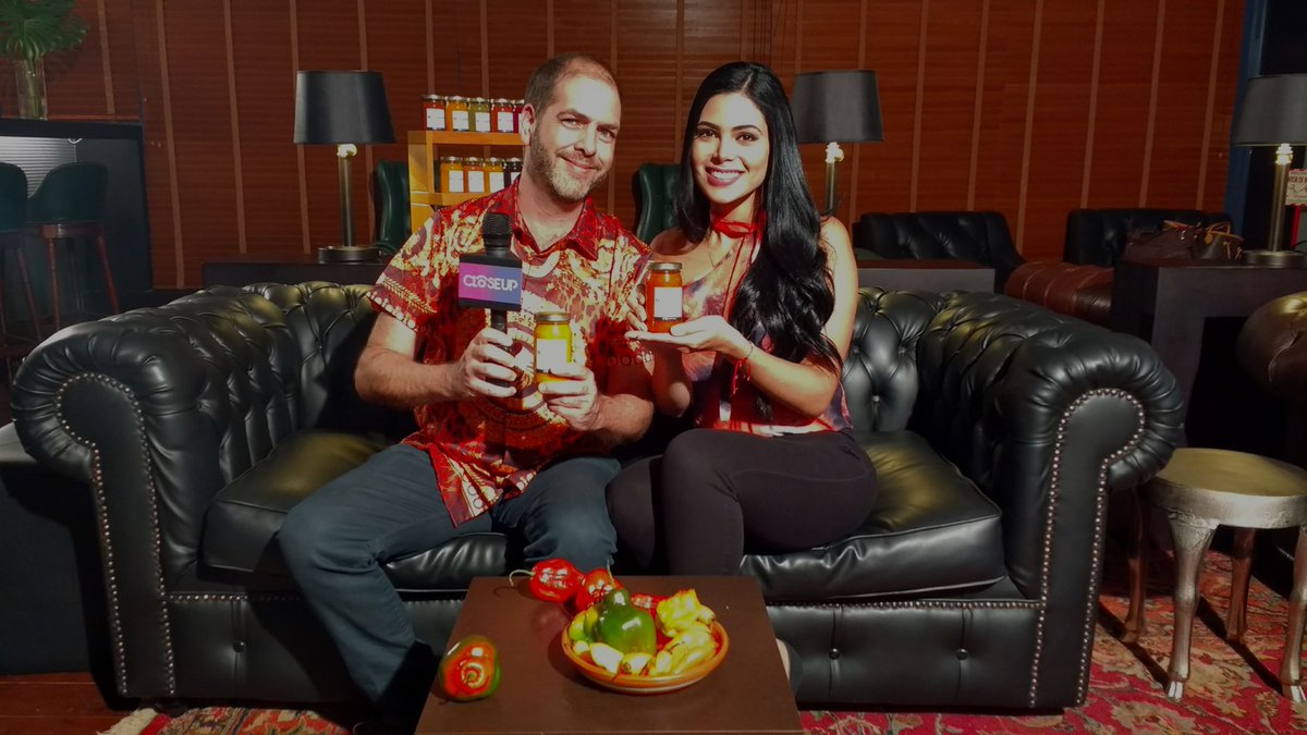 El Gran <a href="/MaestroAjicero/">MontemayoR</a> nos visitó nuevamente tras haber ganado #tenedordeoro para hablarnos de las propiedades del ají venezolano y su uso artesanal ideal para estas Navidades. Acompáñanos esta tarde junto a <a href="/KarielysCR/">Karielys Cuadros</a> desde las 6:30pm por la pantalla de <a href="/Venevision_Plus/">Venevision Plus</a>