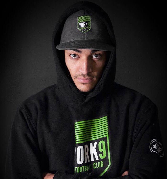 simonkadjei's tweet photo. This past season with Assyriska Turabdin IK has by far been the greatest of my career and I’m really going to miss everyone. An amazing opportunity to be a part of Canadian Soccer history arose and I gladly accepted. York9 FC, I can’t wait to get started in 2019💚 https://t.co/r5rTGqnjUe