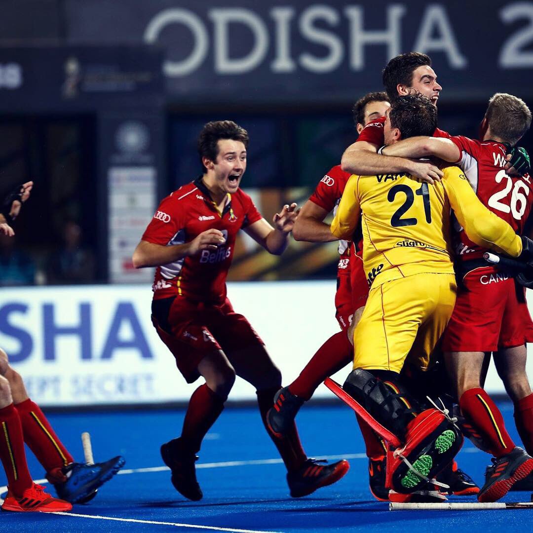 vincvanasch21's tweet photo. 🇧🇪🏆WORLD CHAMPION 🏆🇧🇪 #squadgoals 🦁 #redlions 🙏🏽#sharethelove 🖤💛❤️ https://t.co/HgQpDTLMhd
