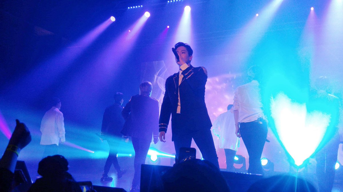 NajaSAKAii's tweet photo. #BAPForeverTour #ForeverBAP #BAPinDALLAS #ForeverinDALLAS #BAPWORLDTOUR2018 #BAPWORLDTOUR
#Himchan #DAEHYUN #YOUNGJAE #Jongup #Zelo
#ForeverWithBAP #BAP
#kpop https://t.co/JwbSD0EP1D