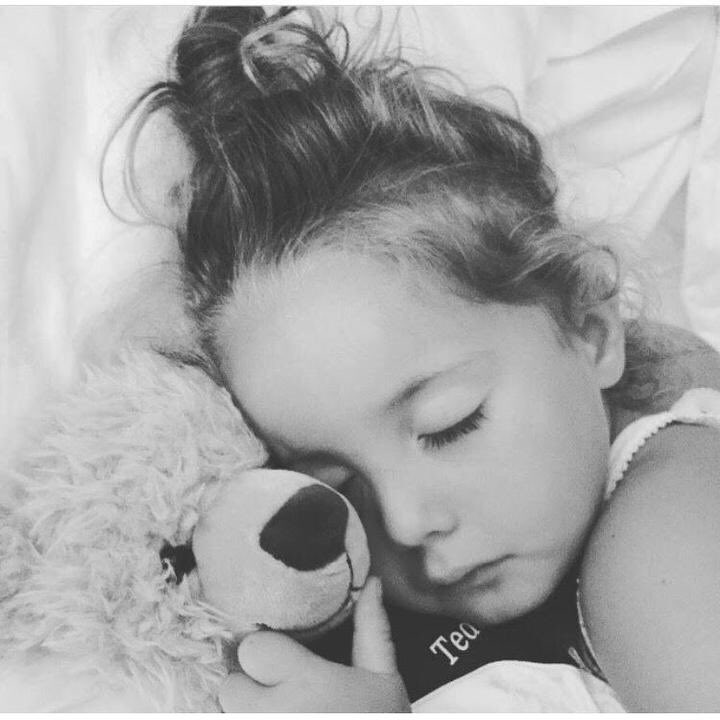 Last day to order your very own Eddy the teddy 👉 Eddytheteddybear.com

Order within the next 24 hours to guarantee delivery before Christmas 🎅 

Perfect gift to leave under the🎄for a loved one 😍