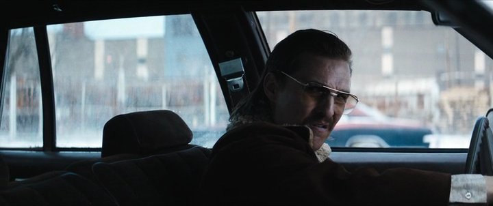 akospeterbencze's tweet photo. WHITE BOY RICK (2018): '80s, Detroit, drugs. Nothing we haven't seen before but McConaughey carries the whole movie right until the end as he plays the white-trash gun dealer father from Detroit, and delivers a more than fine, underrated performance. The rest is forgettable. https://t.co/mpnNtuneDb
