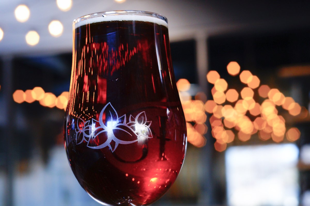 Bring on the Sunday fun! 🙌
We’re basking in the easy-drinking and malty glory that is our Mexican Lager, Frida. 

What are you drinking today?🍻