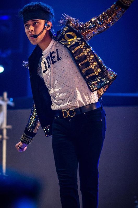 bestcncopic's tweet photo. Joel on tour 🎤 ✨ https://t.co/n9000mBXp4