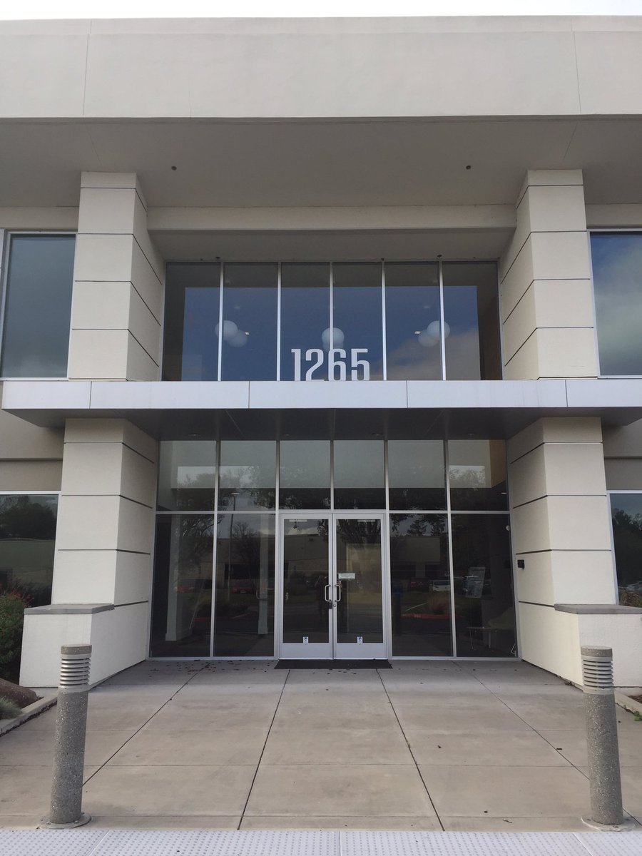 CGOApps's tweet photo. L - 1265 Borregas Ave., Atari HQ from 1976-1984, R - 1196 Borregas Ave., HQ 1984-1996.  #AtariForever https://t.co/5xLhkkR58A