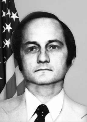 FBI's tweet photo. Today, FBI remembers Special Agents Terry Hereford, Charles Ellington, Robert Conners, and Michael Lynch, who were killed on 12/16/1982 in an FBI airplane accident in Ohio. The agents were traveling with a subject to Cincinnati. https://t.co/ESWTbjisyV #WallofHonor https://t.co/cagzihmmFH