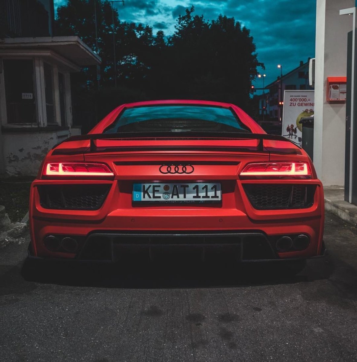 WorldWideCarsTM's tweet photo. Gosh 😮 https://t.co/kL39N1OYnC