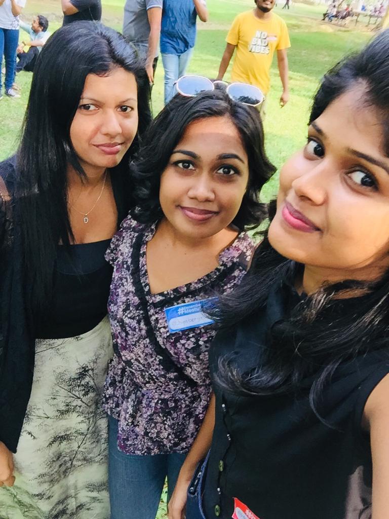 papiii_Lk's tweet photo. It was so awesome!!!! Thankyou for letting me be a part of it !!! Had so much fun😍😍😍 #DecemberMeetup #wishque #apeaurudu https://t.co/ks69cTmEbT