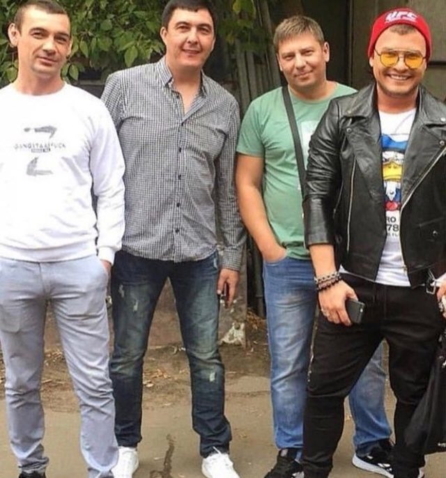 laypaaasreal's tweet photo. Олды на месте ?? https://t.co/W78UVKTmFb