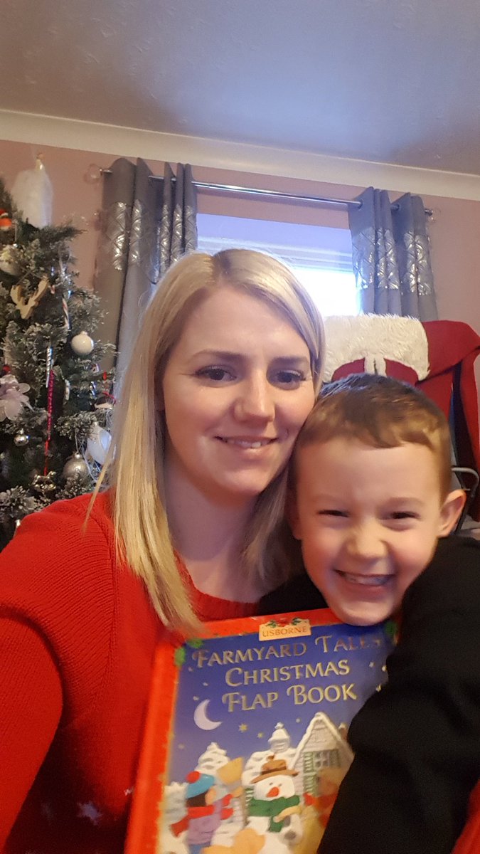 HoldingKellie's tweet photo. Today's book #festivefunreadingtree @MissThornleyLW @LadywoodKH https://t.co/FBx6CXwbzk