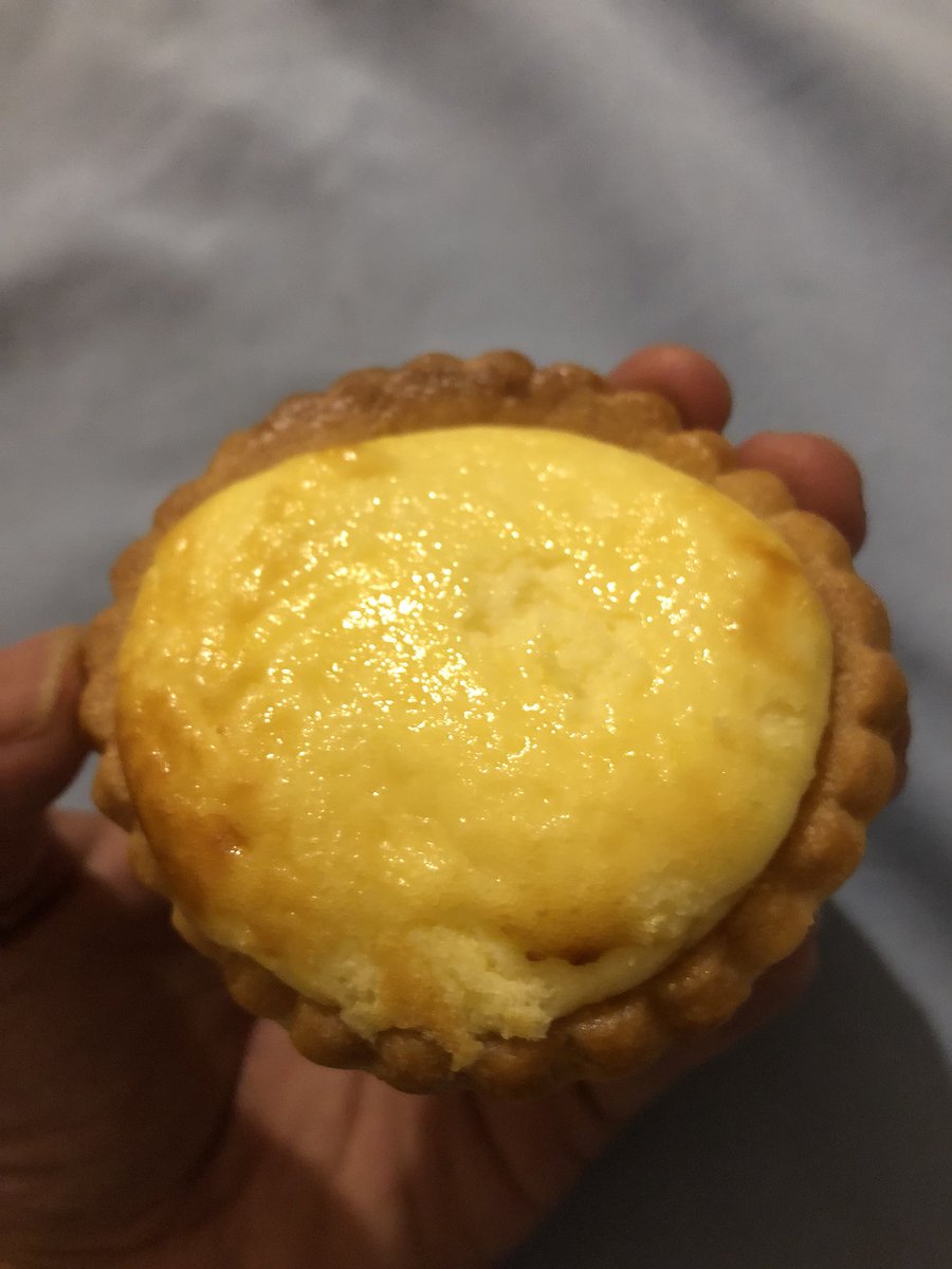 Zerfan1's tweet photo. Pag mahal talaga masarap! Binusog mo na naman ang gabi koπ
#Breadtasting #cheesetart https://t.co/3GnYi46TGy