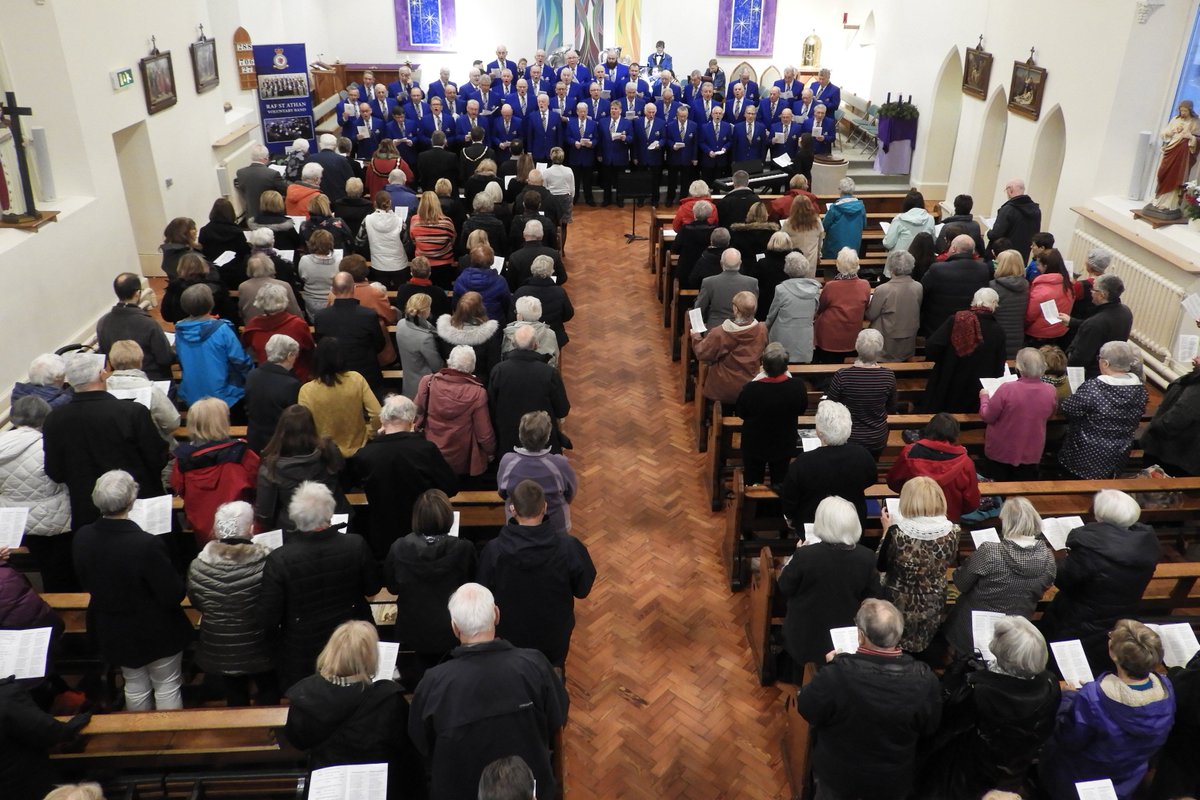 BarryMaleVoice's tweet photo. Fabulous Christmas Concert yesterday, many thanks to everyone for all of the support. 

Fantastic to see so many enjoying. the show. Big thanks to RAF Voluntary Band for the support. 

Raising funds for the @alzheimerssoc 

@Barry_TC @VOGCouncil https://t.co/YXNYAei0N2