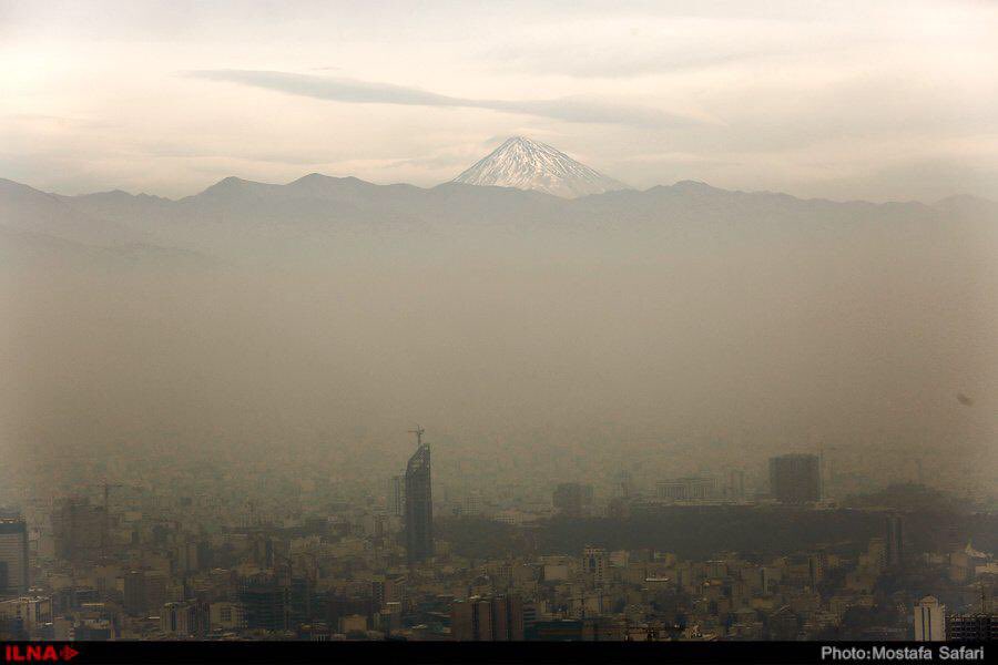 Once again, #Tehran is fading away. Sharing the #beauty of our lives is refreshing, but remember to remind ourselves of the #ugly truth that sometimes is hidden right in front of our eyes. 

Photo: Mostafa Safari
#pollution #unitednations #airpollution #iran