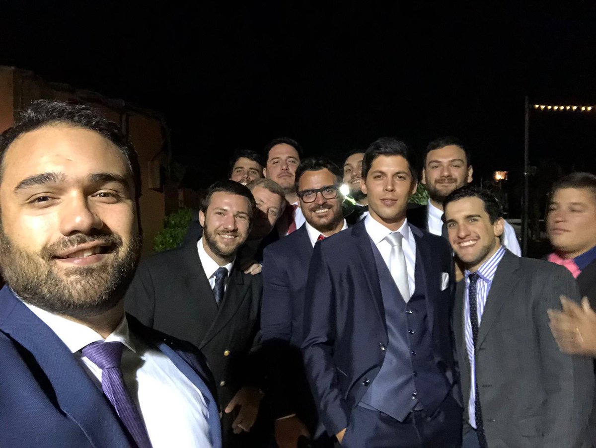 RejunteRugby's tweet photo. Felicidades Diego 🤵🏻👰🏻 https://t.co/OXvJ8sCikm