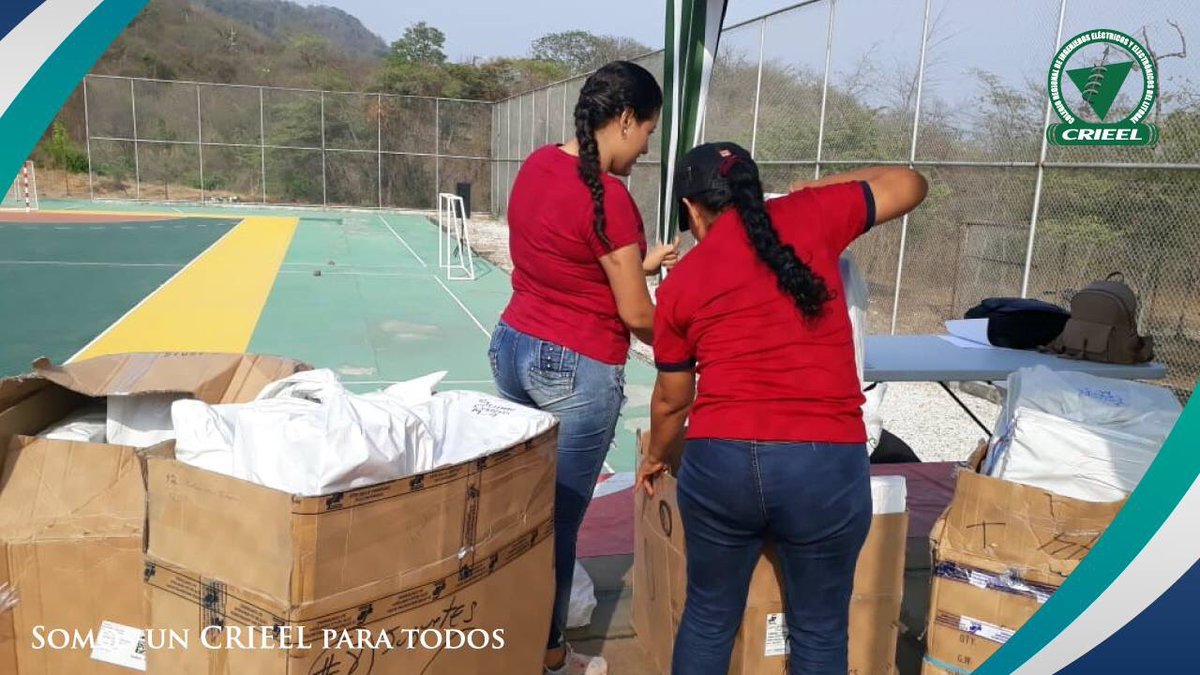 CRIEEL_Litoral's tweet photo. Inicia el Agasajo de Navidad a los hijos de los Socios #CRIEEL y entrega de juguetes.
Se realizará:
- Show infantil de Navidad
- Concursos con premios
- Juegos Infantiles
- Piscina
- Caritas Pintadas https://t.co/Y0VgjswszH