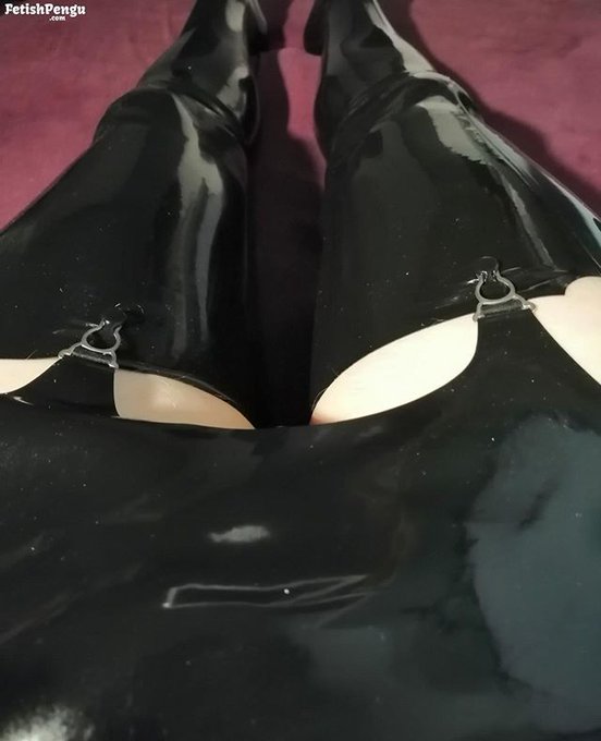 - Alternative pyjama suit -  Join me for UNCENSORED, HIGH RES photosets: https://t.co/P8WPlxFVlU  #blacklatex<a href="/tag/latex"class="tags"><span>#latex</span></a><a href="/tag/latexmodel"class="tags"><span>#latexmodel</span></a><a href="/tag/latexfashion"class="tags"><span>#latexfashion</span></a><a href="/tag/latexfetish"class="tags"><span>#latexfetish</span></a>