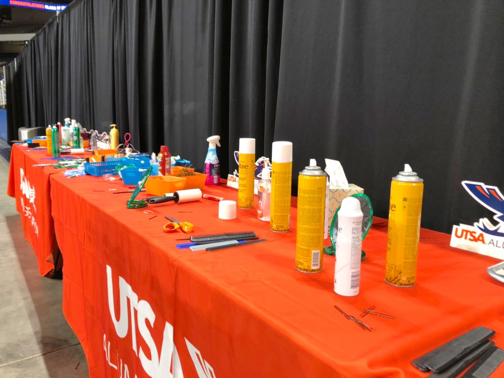 PresidentEighmy's tweet image. Scenes from backstage pre-Commencement - we’re ready! #UTSAGrad18 #UTSA