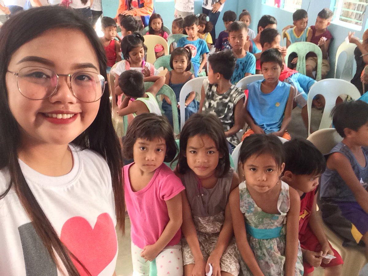 mrjysgbsc's tweet photo. So happy to see that they enjoy our activity, Its a pleasure to see their smile. Iloveyou kids ❤️ #GiftGiving2018 #NSTP2 #IRAM https://t.co/n6Rg3l8YVK