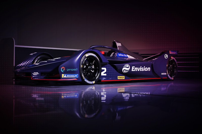 richardbranson's tweet photo. Formula E is a sport that’s as much about the technology behind it as what happens on the track https://t.co/WrdAVwKKgL @EnvisionVirgin https://t.co/t7RbeoQRcd