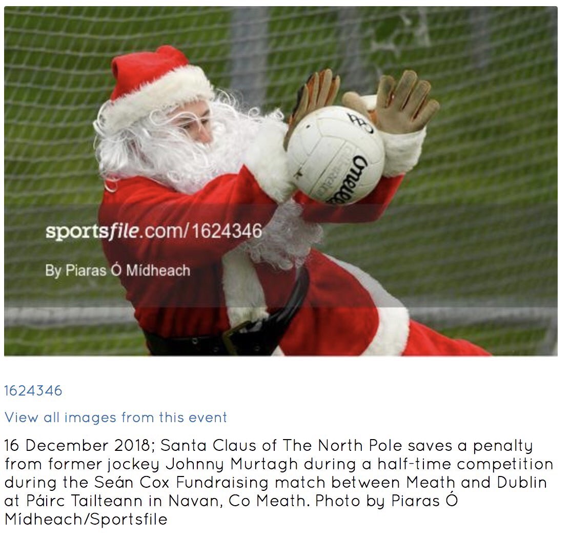 Simy_Doc1's tweet photo. This is class! Credit @SportsfilePOM 🎅🏽 #GreatCaption https://t.co/0xWRmPZJNr