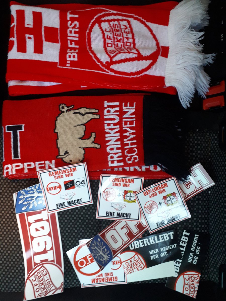 DieMeerrettch's tweet photo. Heute unsere Freunde vom @bayer04fussball in der Brutanstallt unterstützen 💪 #BayerundderOFC #DML15 https://t.co/fNIyWKaCqY