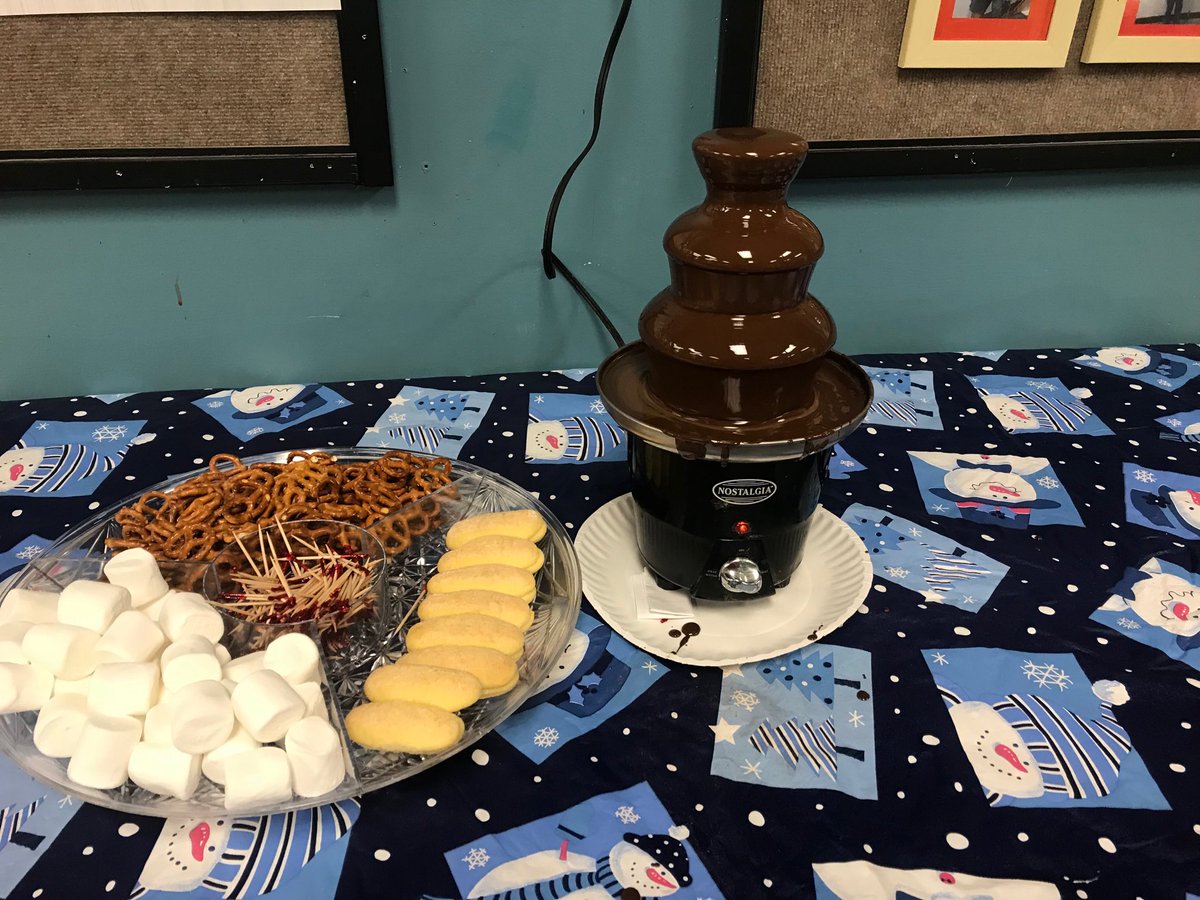 12 Days of Christmas! Chocolate covered day! ⁦<a href="/sutherlandfm/">Frank Sutherland</a>⁩ ⁦<a href="/HomedepotMish/">Mishawaka Home Depot</a>⁩ ⁦@rachelk1081⁩