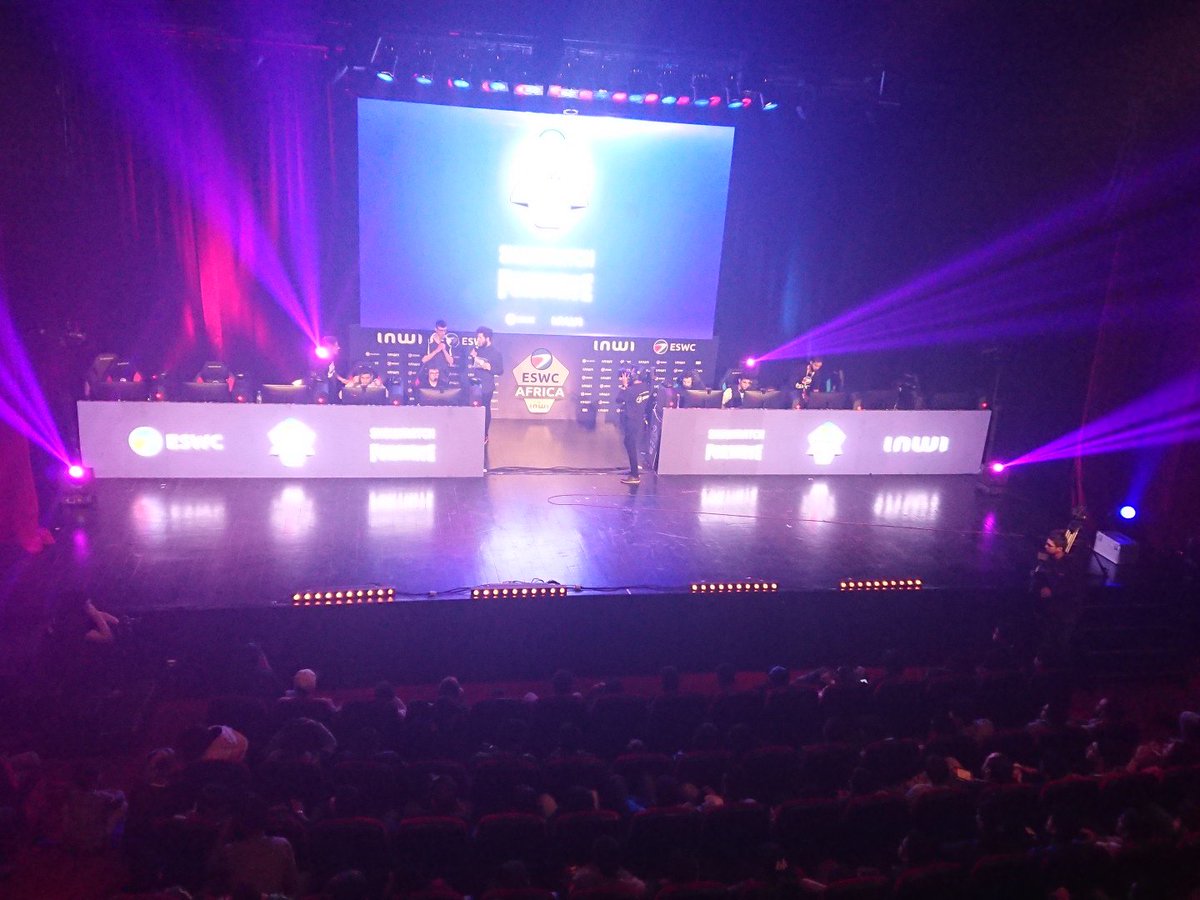 mehdibenm's tweet photo. #ESWCAfrica on fait le show sur fortnite https://t.co/2iVjXvtk1F
