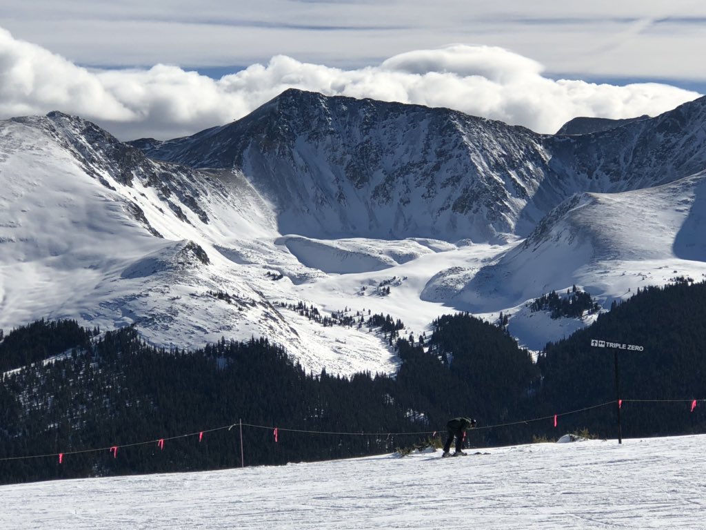 jolozo1's tweet photo. @CopperMtn American Eagle open &amp; a great bluebird day with my daughter at #CopperMountain! Let it snow Let it snow Let it snow. #RaisedonColorado https://t.co/4u6fRCpSmt