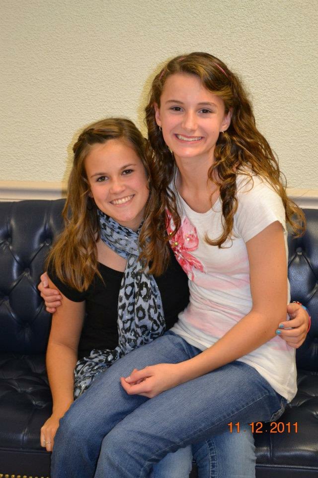 Kayla_Webbie's tweet photo. nothing has changed since 2011, right? thx for being my girl through it all, lex💞 https://t.co/ubyaNGR03F
