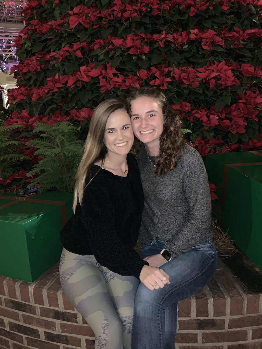Kayla_Webbie's tweet photo. nothing has changed since 2011, right? thx for being my girl through it all, lex💞 https://t.co/ubyaNGR03F